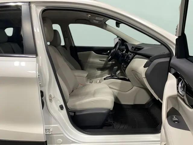 2022 Nissan Rogue Sport SL AWD Xtronic CVT