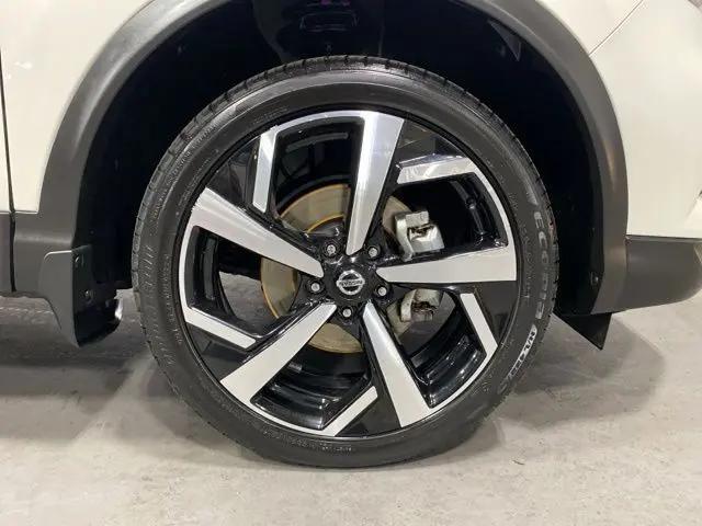2022 Nissan Rogue Sport SL AWD Xtronic CVT