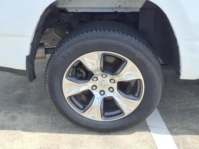 2024 Ram 1500 Laramie Crew Cab 4x2 5'7" Box