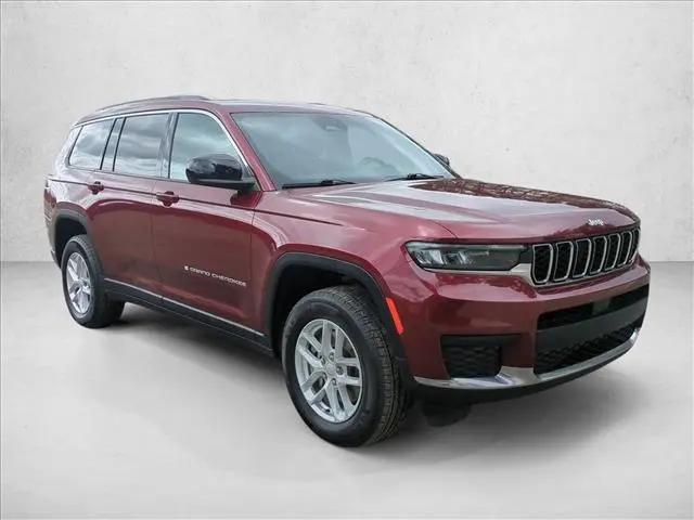 2024 Jeep Grand Cherokee L Laredo 4x2