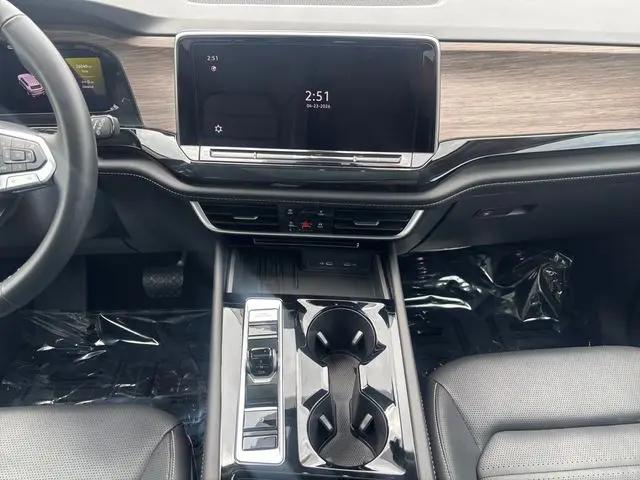 2025 Volkswagen Atlas 2.0T SEL