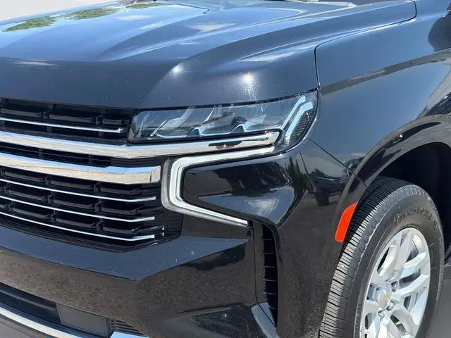 2021 Chevrolet Suburban 4WD LT