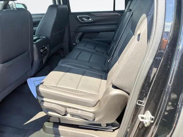 2021 Chevrolet Suburban 4WD LT