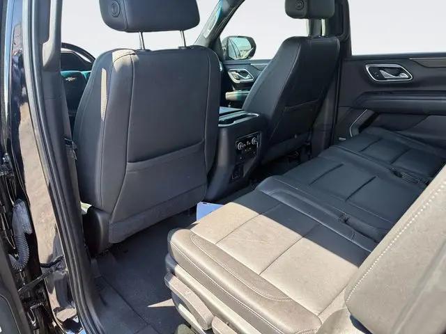 2021 Chevrolet Suburban 4WD LT