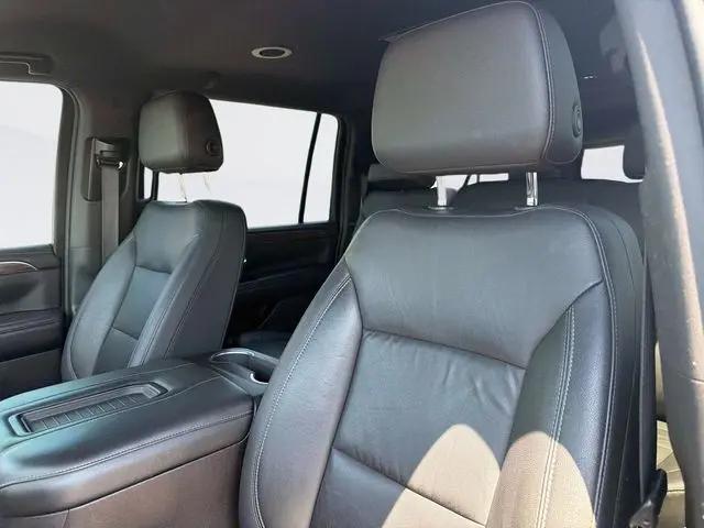 2021 Chevrolet Suburban 4WD LT