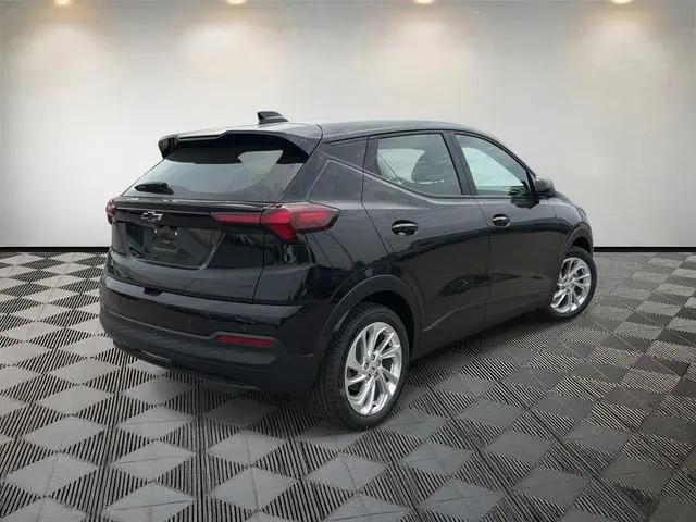 2027 Chevrolet Bolt LT FWD