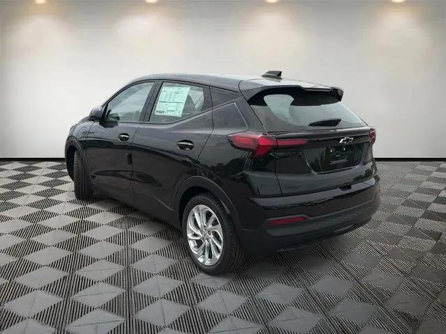 2027 Chevrolet Bolt LT FWD