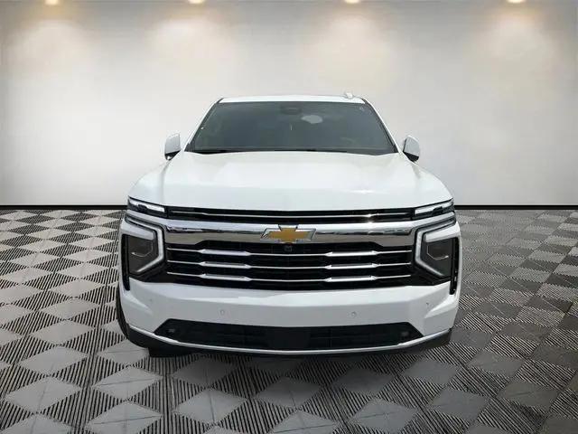 2026 Chevrolet Suburban LT, 4WD