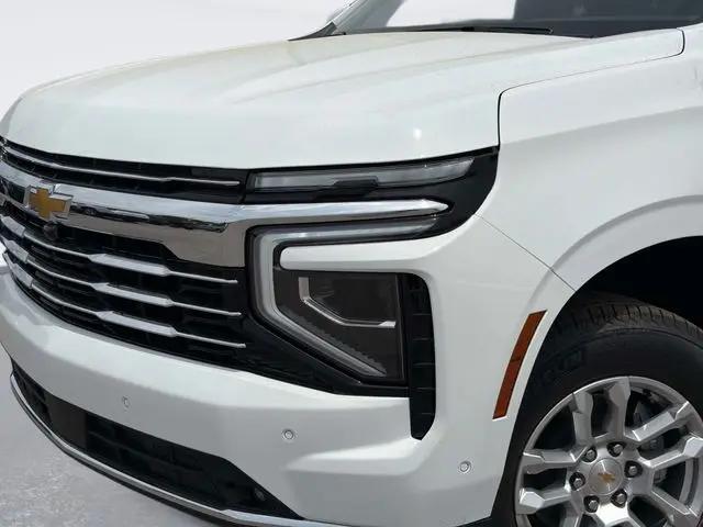 2026 Chevrolet Suburban LT, 4WD