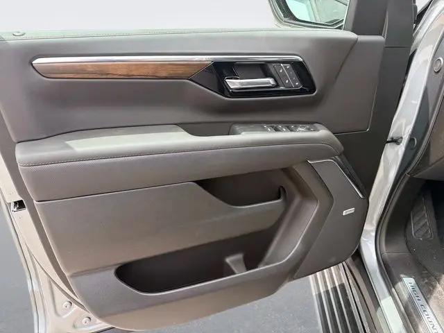 2026 Chevrolet Suburban High Country, 4WD