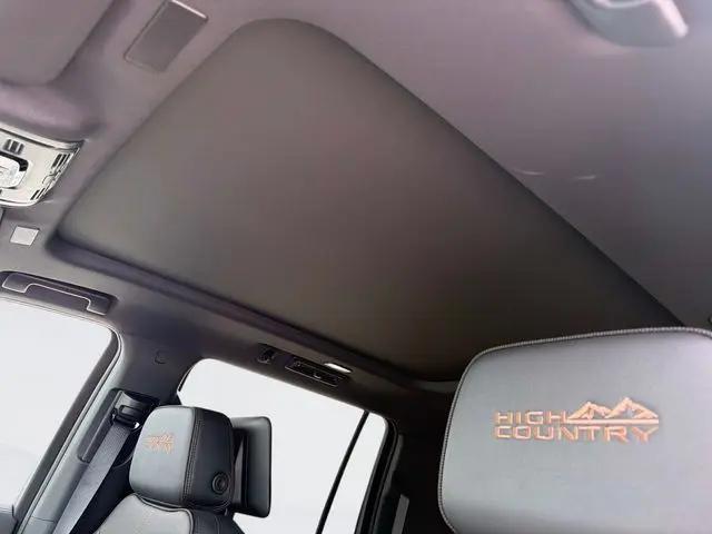 2026 Chevrolet Suburban High Country, 4WD