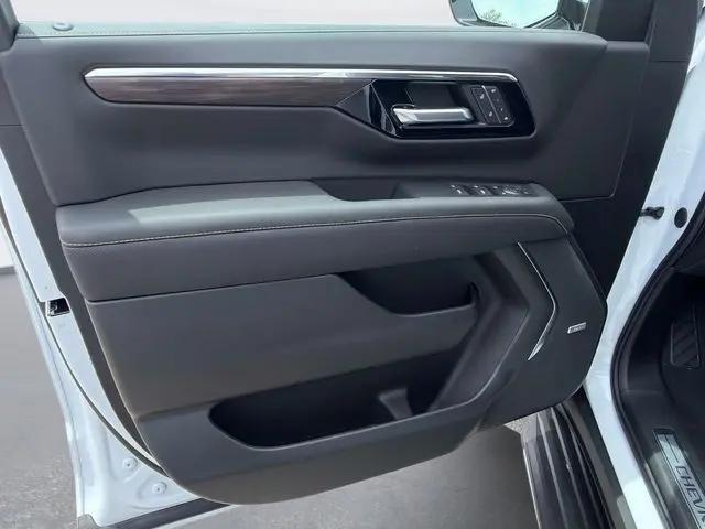 2026 Chevrolet Tahoe 4WD Premier