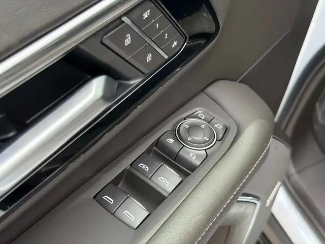 2026 Chevrolet Tahoe 4WD Premier