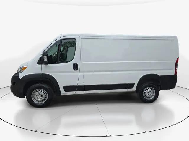 2025 Ram ProMaster 2500 Cargo Van Tradesman Low Roof 136" WB w/Pass Seat