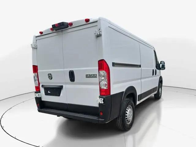 2025 Ram ProMaster 2500 Cargo Van Tradesman Low Roof 136" WB w/Pass Seat