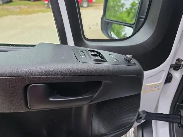 2025 Ram ProMaster 2500 Cargo Van Tradesman Low Roof 136" WB w/Pass Seat