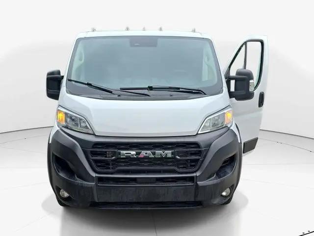 2025 Ram ProMaster 2500 Cargo Van Tradesman Low Roof 136" WB w/Pass Seat