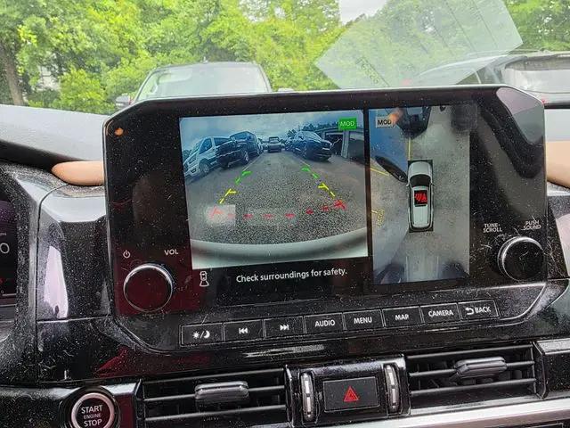 2023 Nissan Pathfinder Platinum 4WD