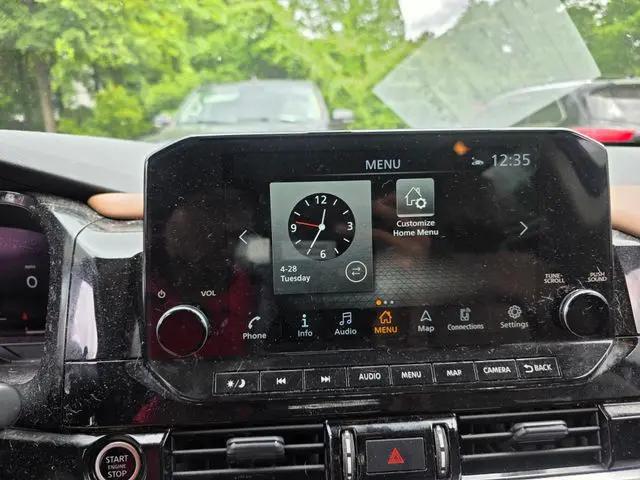 2023 Nissan Pathfinder Platinum 4WD
