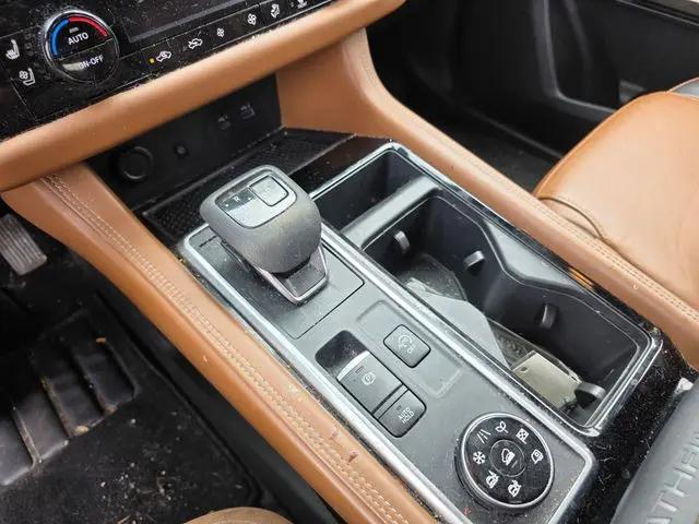 2023 Nissan Pathfinder Platinum 4WD