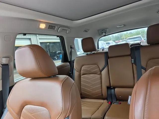 2023 Nissan Pathfinder Platinum 4WD