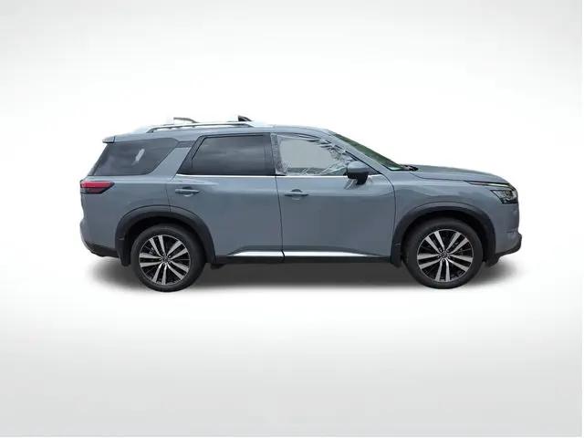 2023 Nissan Pathfinder Platinum 4WD