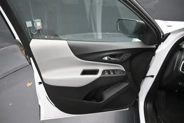 2022 Chevrolet Equinox AWD 1FL