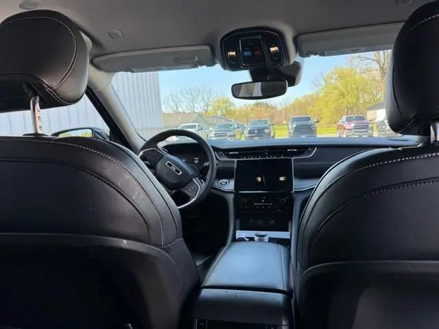 2023 Jeep Grand Cherokee L Limited 4x4