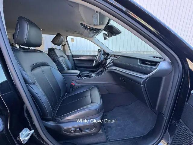 2023 Jeep Grand Cherokee L Limited 4x4