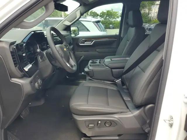 2026 Chevrolet Silverado 1500 2WD Crew Cab Short Bed LT