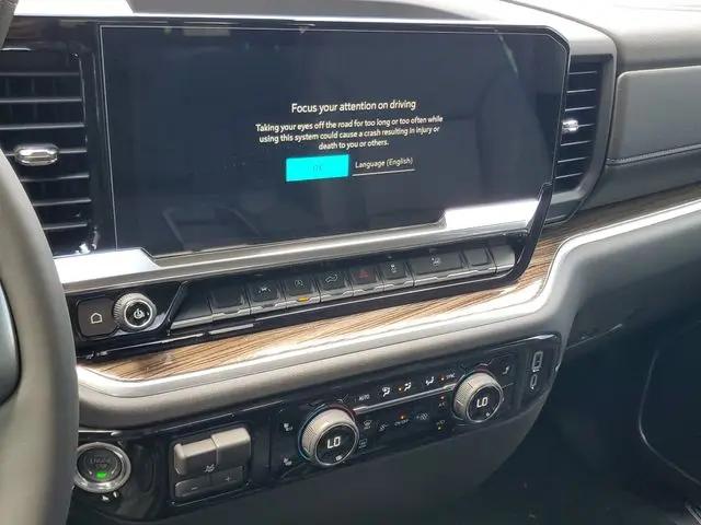 2026 Chevrolet Silverado 1500 2WD Crew Cab Short Bed LT