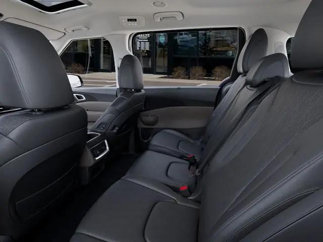 2026 Kia Carnival MPV SX