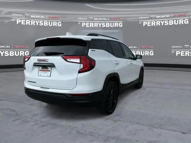 2023 GMC Terrain FWD SLT