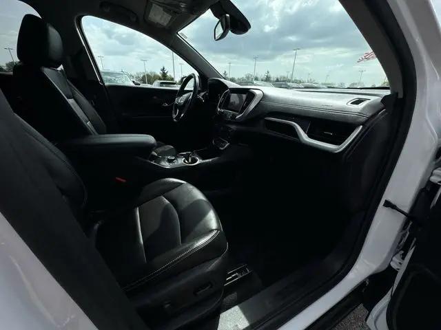 2023 GMC Terrain FWD SLT