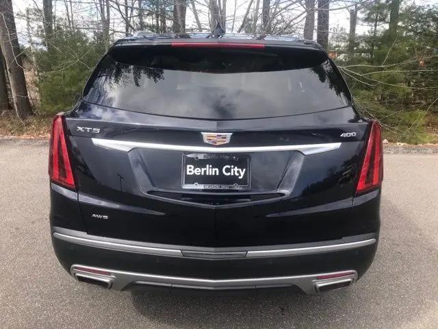2022 Cadillac XT5 AWD Premium Luxury