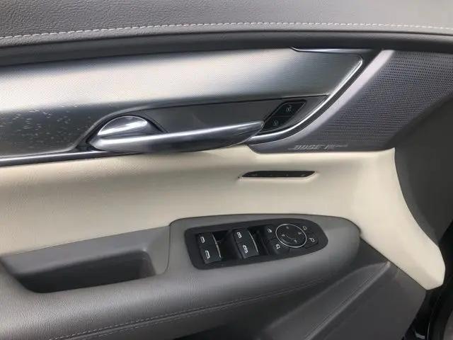 2022 Cadillac XT5 AWD Premium Luxury