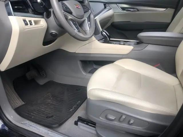 2022 Cadillac XT5 AWD Premium Luxury