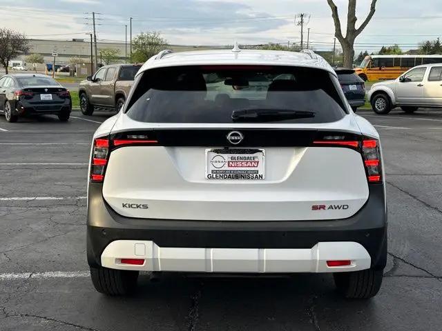 2025 Nissan Kicks SR Intelligent AWD