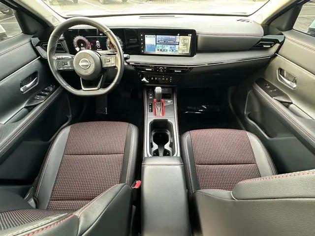 2025 Nissan Kicks SR Intelligent AWD