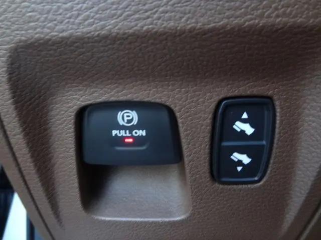 2019 Ram 1500 Longhorn Crew Cab 4x4 5'7" Box