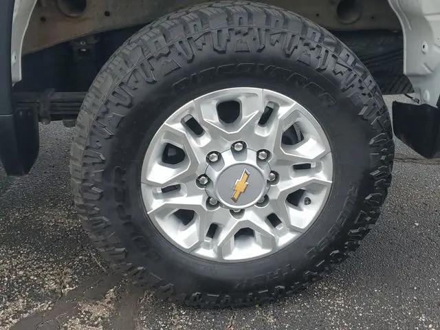 2023 Chevrolet Silverado 2500HD 4WD Crew Cab Standard Bed LT