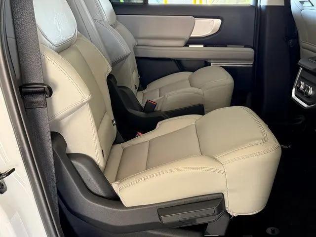 2026 Ford Expedition Max Active MAX