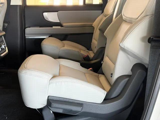 2026 Ford Expedition Max Active MAX