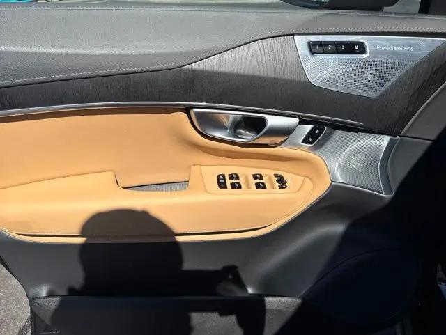 2024 Volvo XC90 Recharge T8 Ultimate Bright Theme 7-Seater