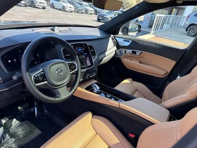 2024 Volvo XC90 Recharge T8 Ultimate Bright Theme 7-Seater