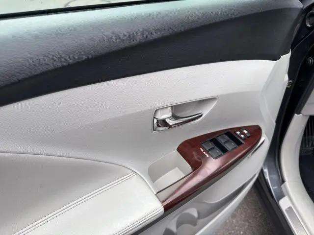 2010 Toyota Venza Base V6