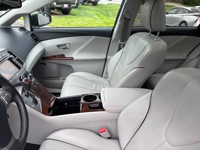 2010 Toyota Venza Base V6
