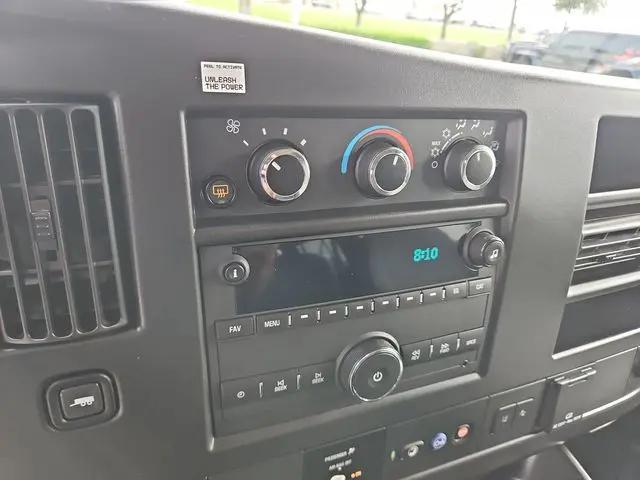 2023 Chevrolet Express Passenger RWD 3500 Extended Wheelbase LT