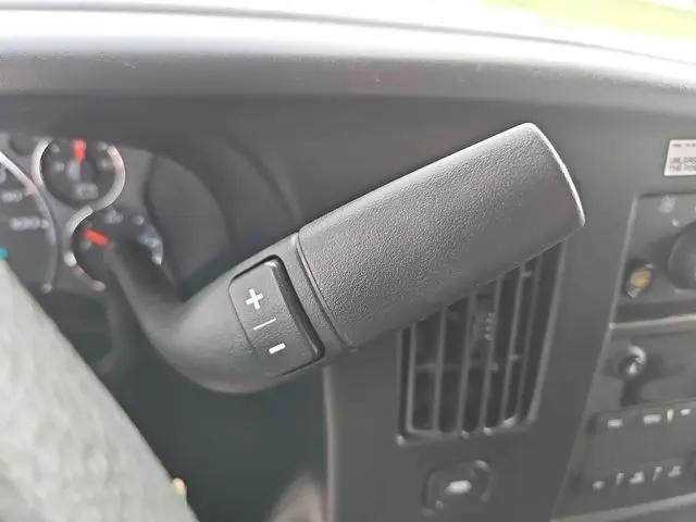 2023 Chevrolet Express Passenger RWD 3500 Extended Wheelbase LT