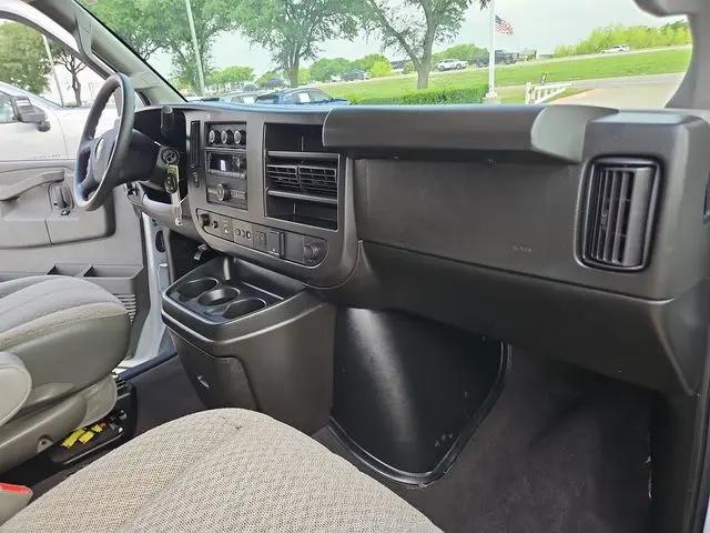 2023 Chevrolet Express Passenger RWD 3500 Extended Wheelbase LT